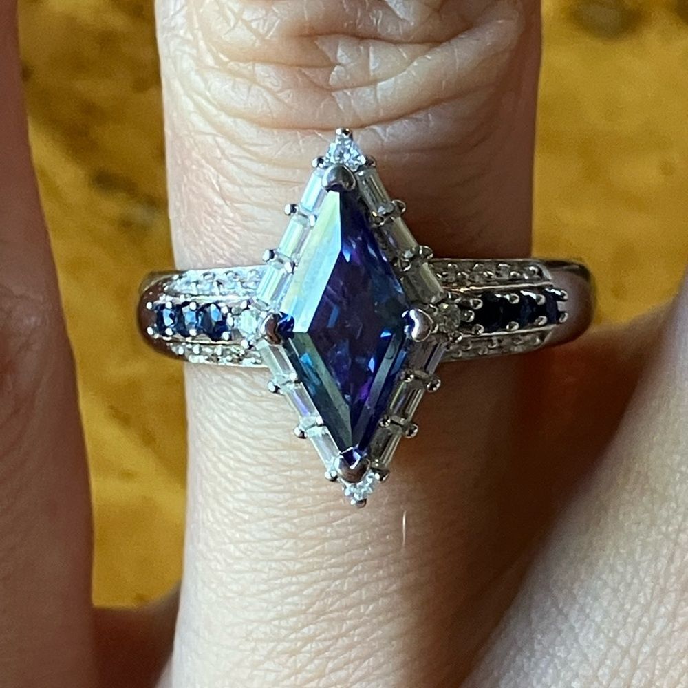 Authentic Blue Moissanite Sterling Silver Ring Size 8
